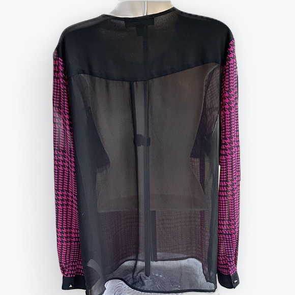 Michael Kors Sheer Houndstooth Raspberry & Black Long Sleeve Front Zip Blouse~ L - Picture 10 of 10